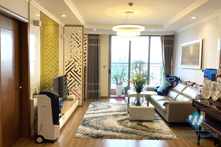 Beautiful 3 bedroom apartment for rent in Vinhome Nguyen Chi Thanh, Ha noi